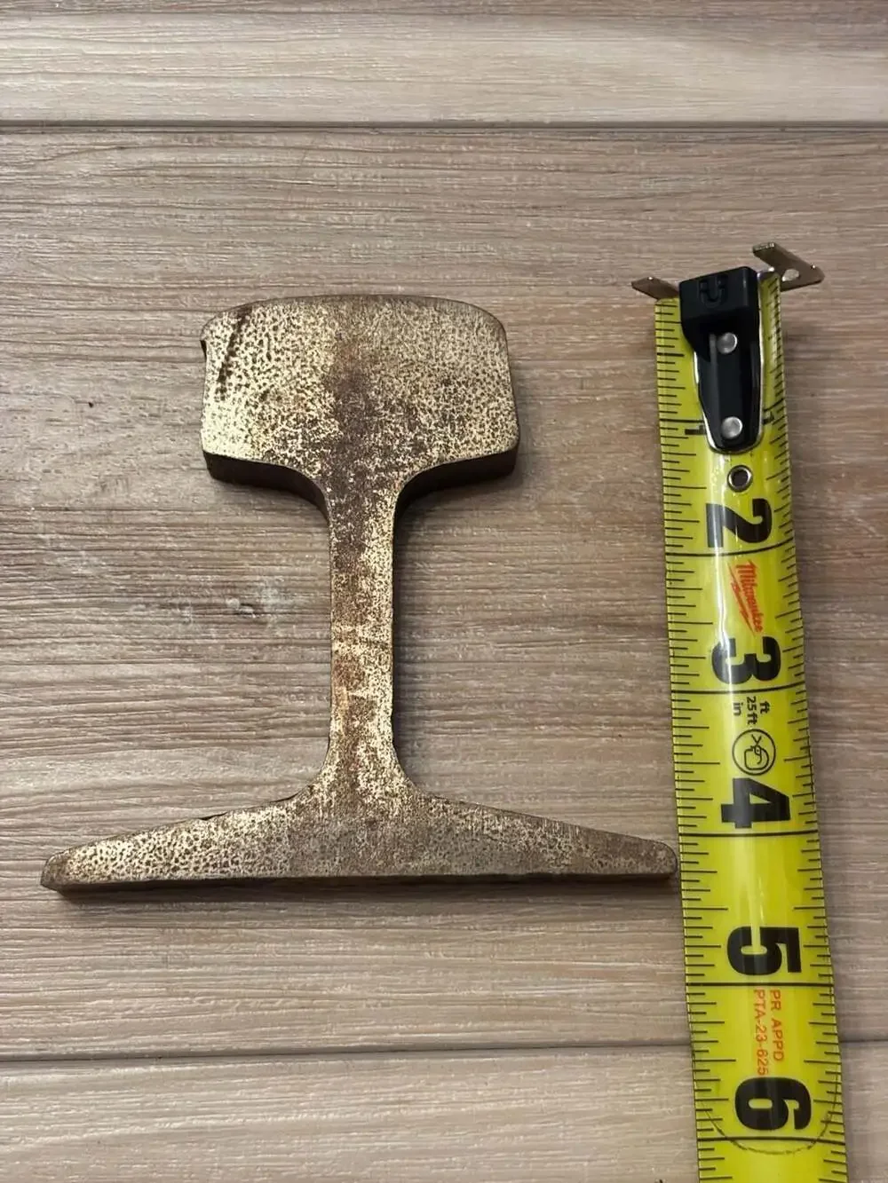 Unbranded solid cross